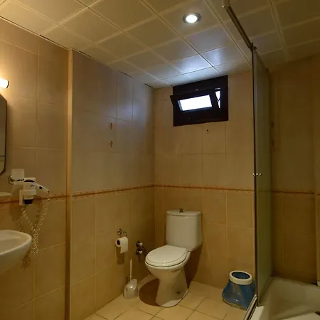 Ado Hotel