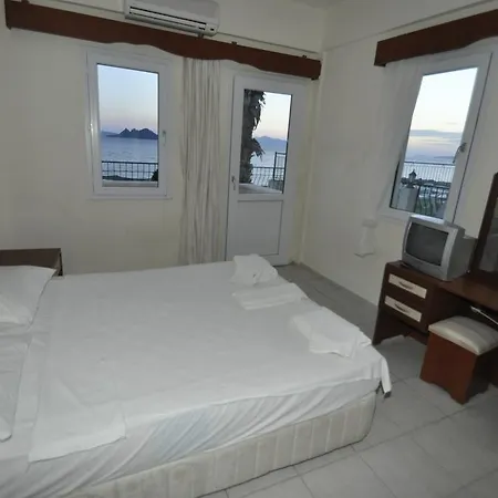 Hotel Ado 3*