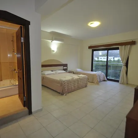 Отель Ado Тургутрейс