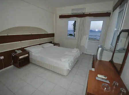 Hotel Ado 3*
